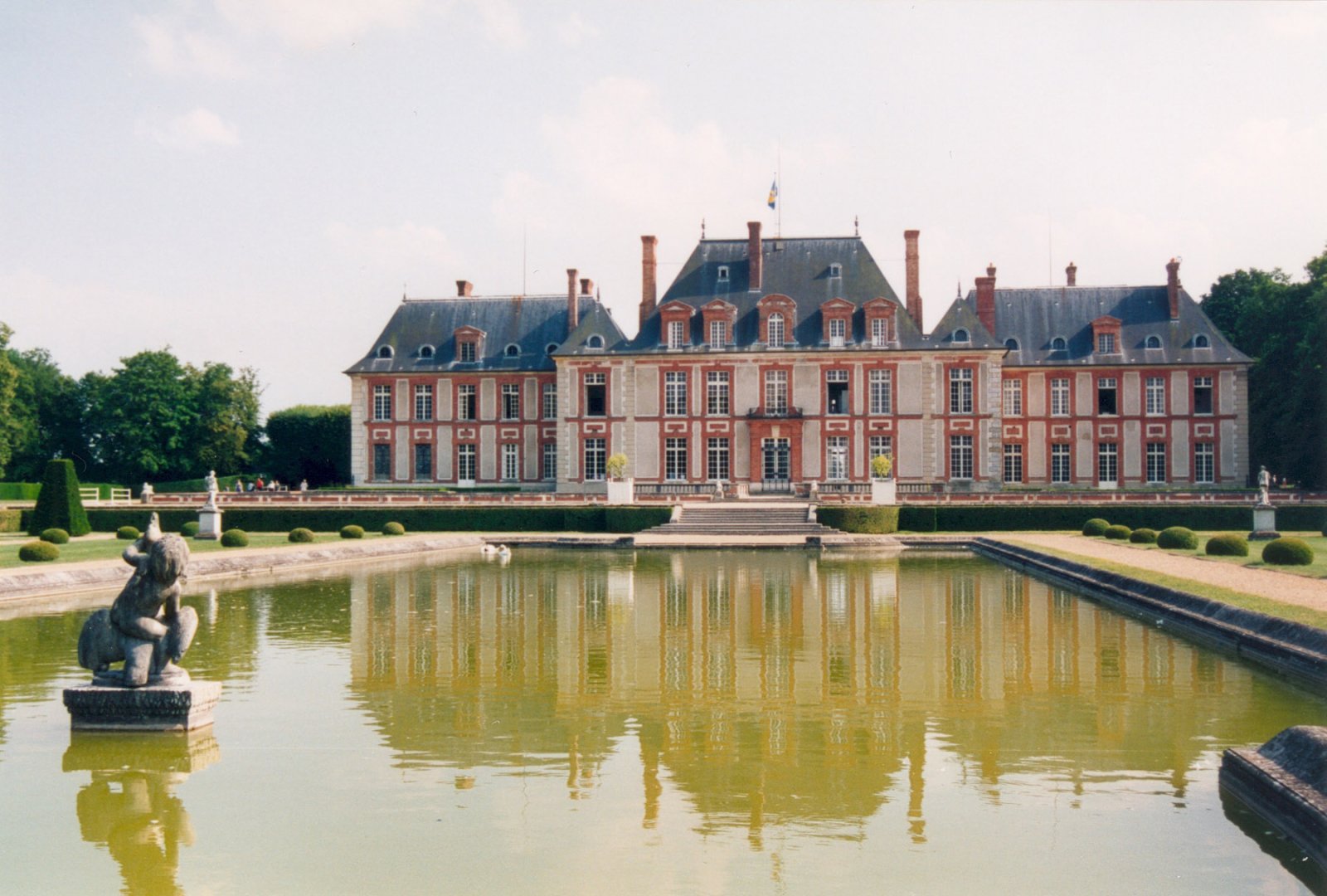 Scopri il fascino del Château de Breteuil a Choisel — Bullion