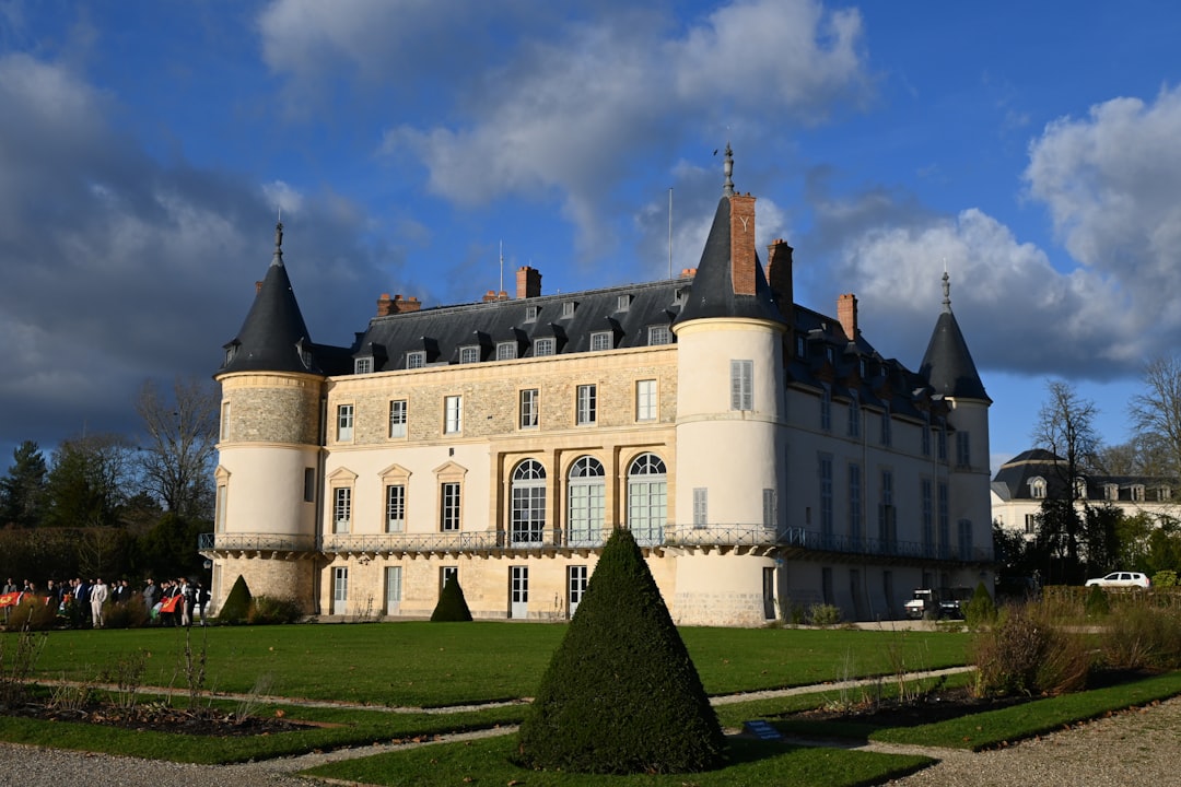 Entdeckung des Château de Rambouillet: Geschichte und Schönheiten - Rambouillet | Secret World Trip Planner