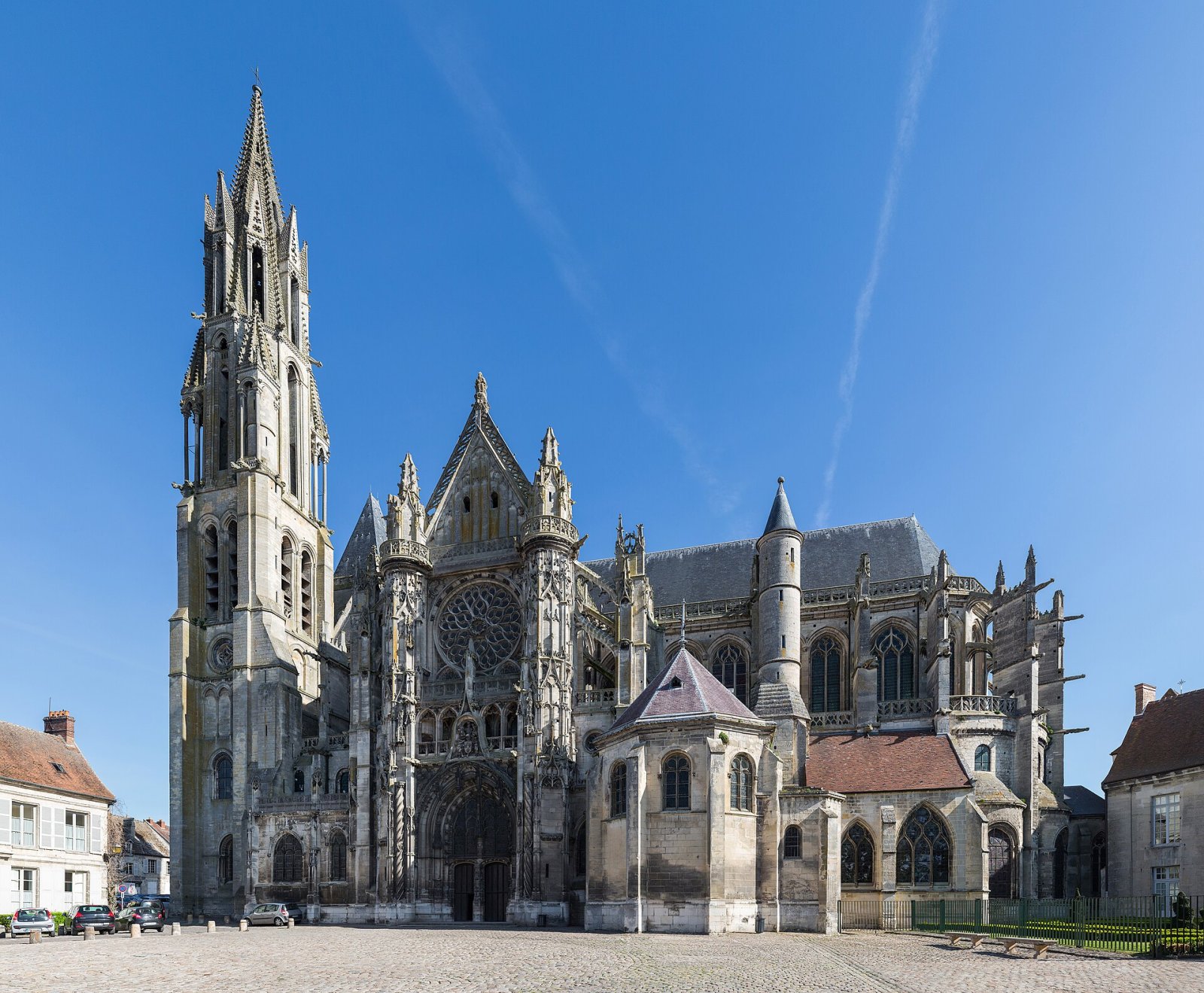 Découvrez la Cathédrale de Senlis : un joyau de l'Ile-de-France — Senlis