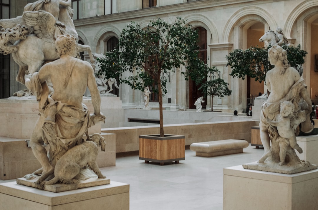 Descubriendo el Musée du Louvre: un viaje por el arte y la historia - Paris | Secret World Trip Planner