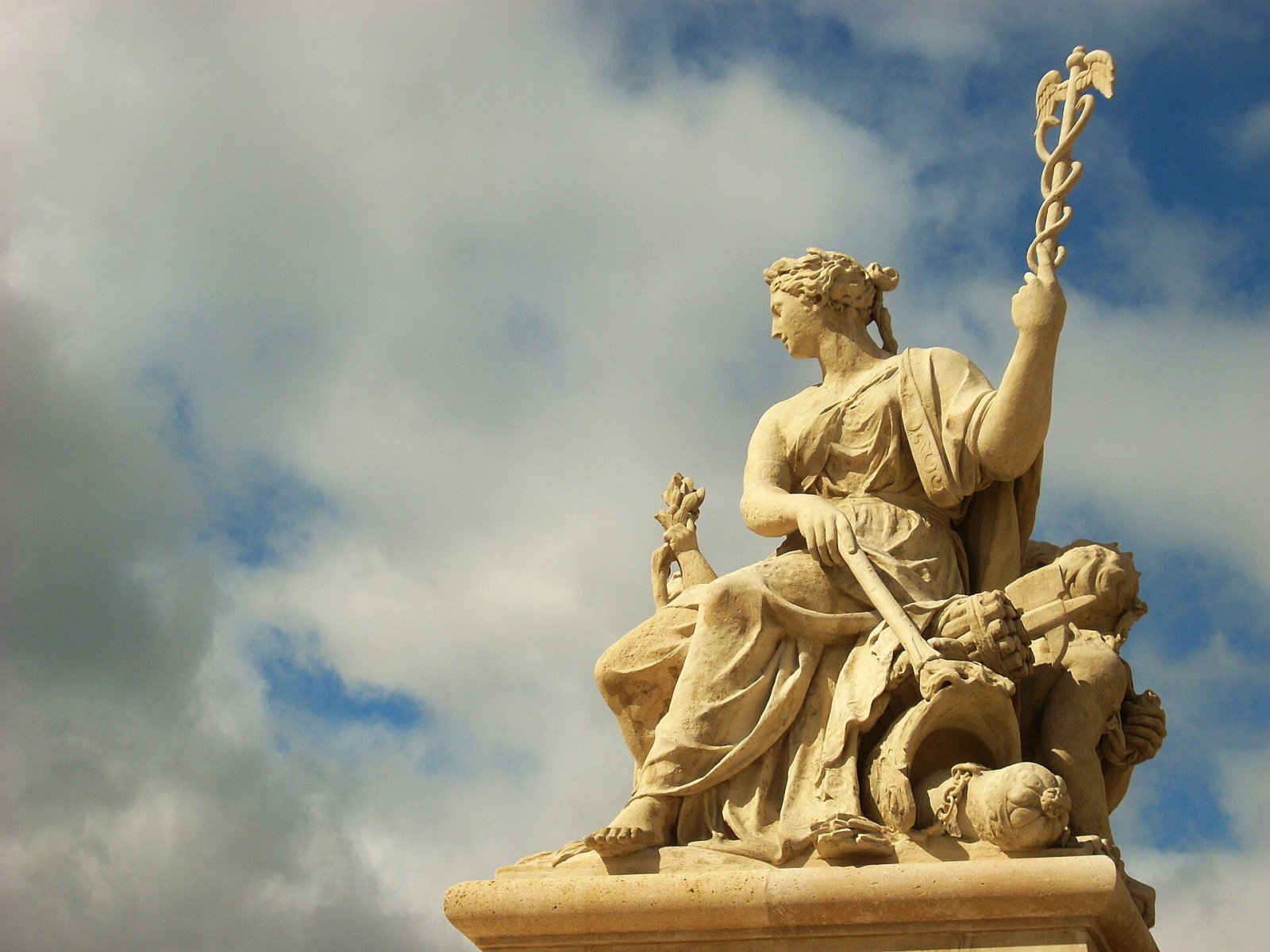Scopri il Palazzo di Versailles: Storia e Bellezza senza Tempo - Versailles | Secret World Trip Planner