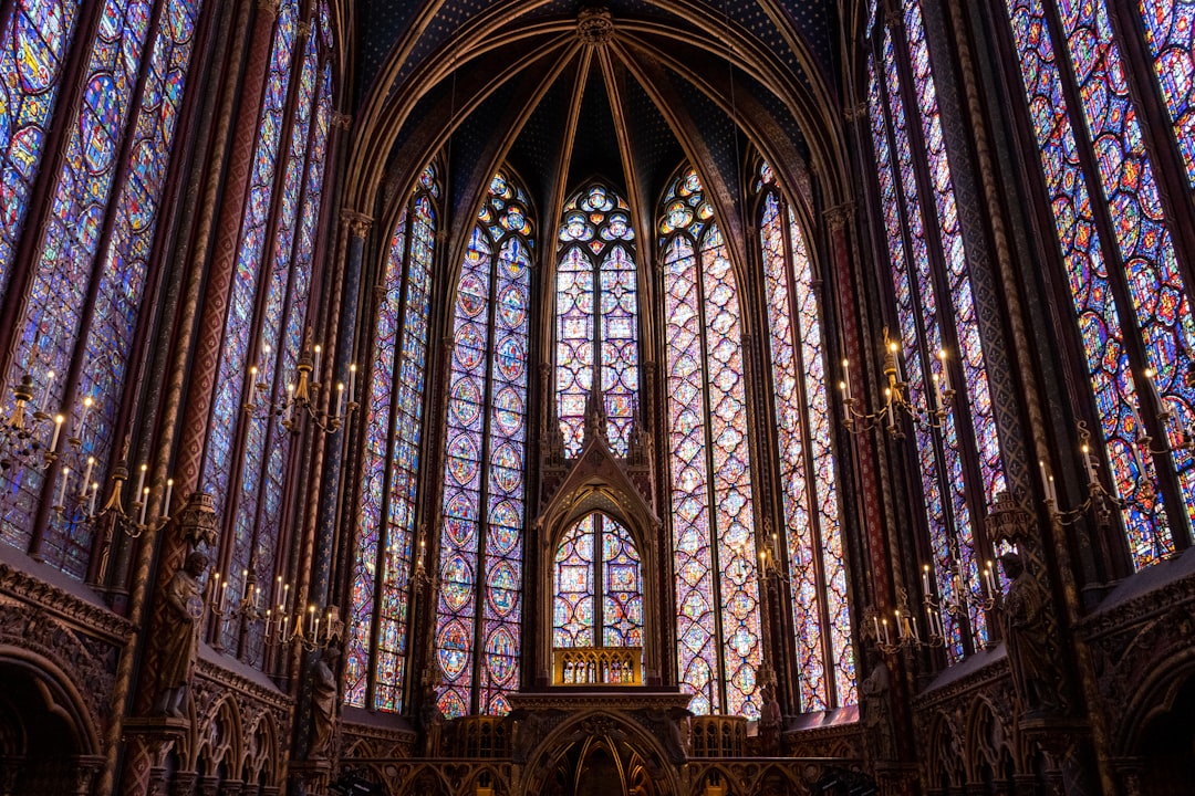 Descubre Sainte-Chapelle: Una Joya de París - Paris | Secret World Trip Planner