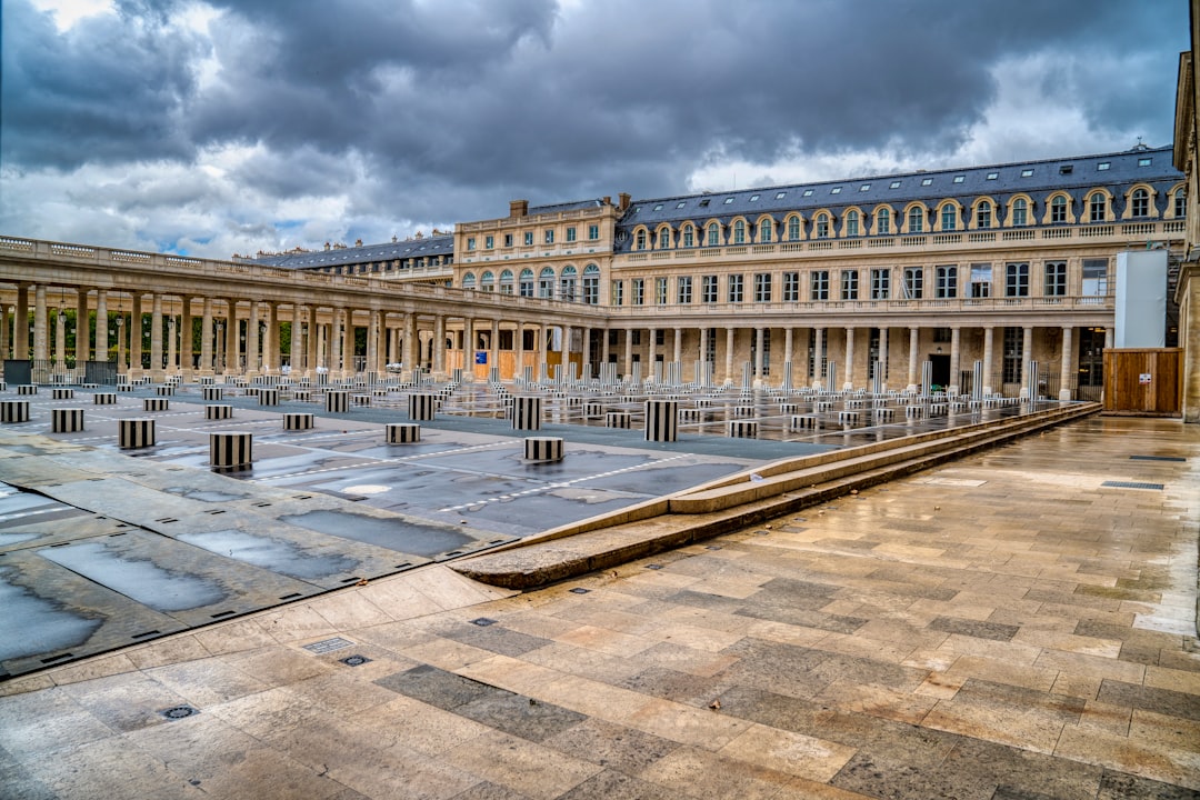 Palais Royal: Storia e Bellezza nel Cuore di Parigi - Paris | Secret World Trip Planner