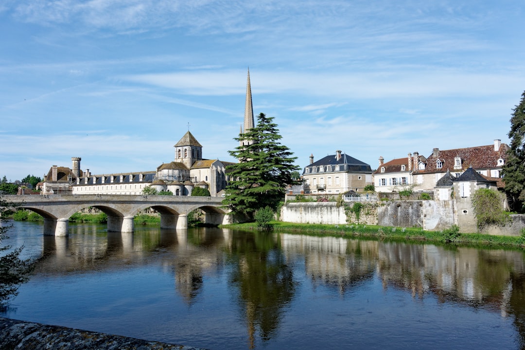 Scopri l'Abbaye de Saint-Savin: un gioiello della Nouvelle-Aquitaine - Saint-Savin | Secret World Trip Planner