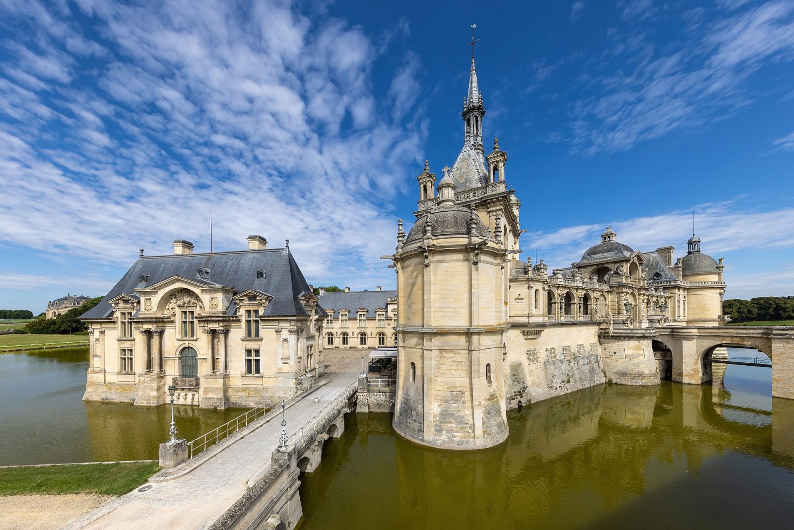 Château de Chantilly : un joyau de l'histoire française — Chantilly