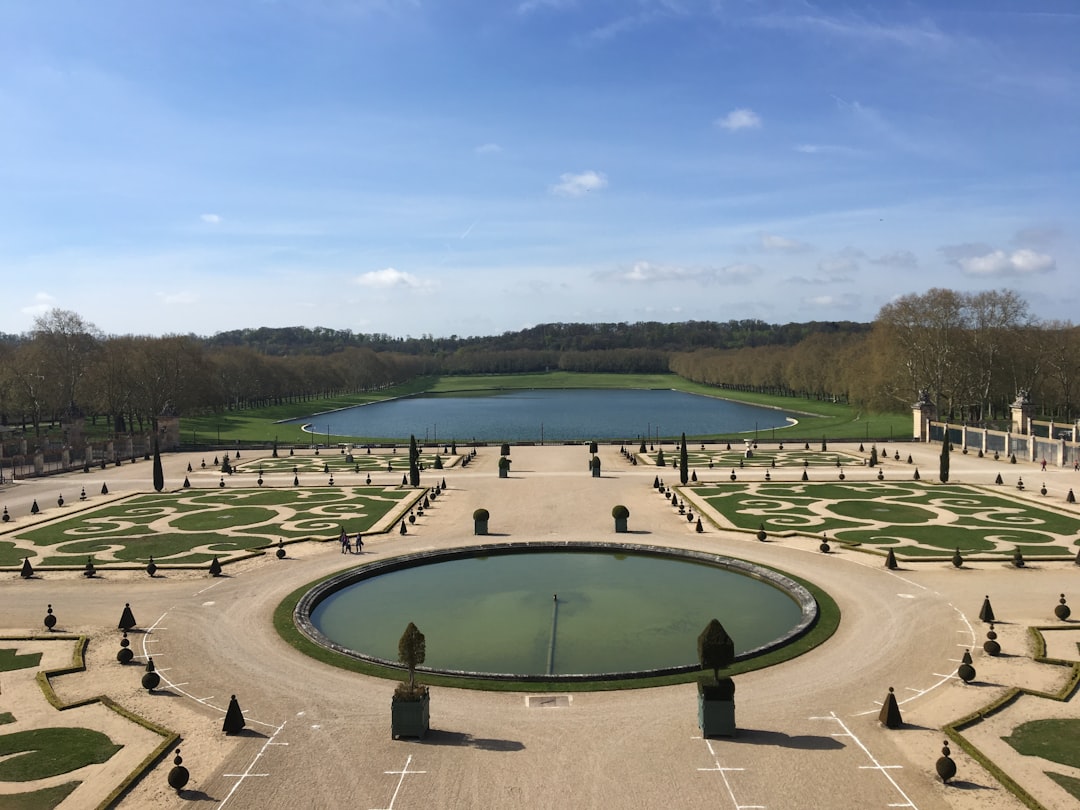 Discover the Étang de Chèvreloup: a Nature Spot in Versailles - Versailles | Secret World Trip Planner
