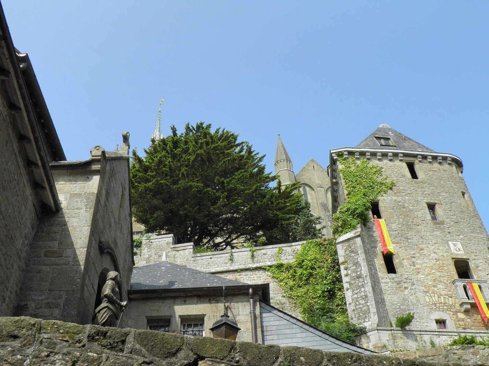 Visit the Abbaye du Mont-Saint-Michel: a Gem of Normandy - Nogent-le-Roi | Secret World Trip Planner