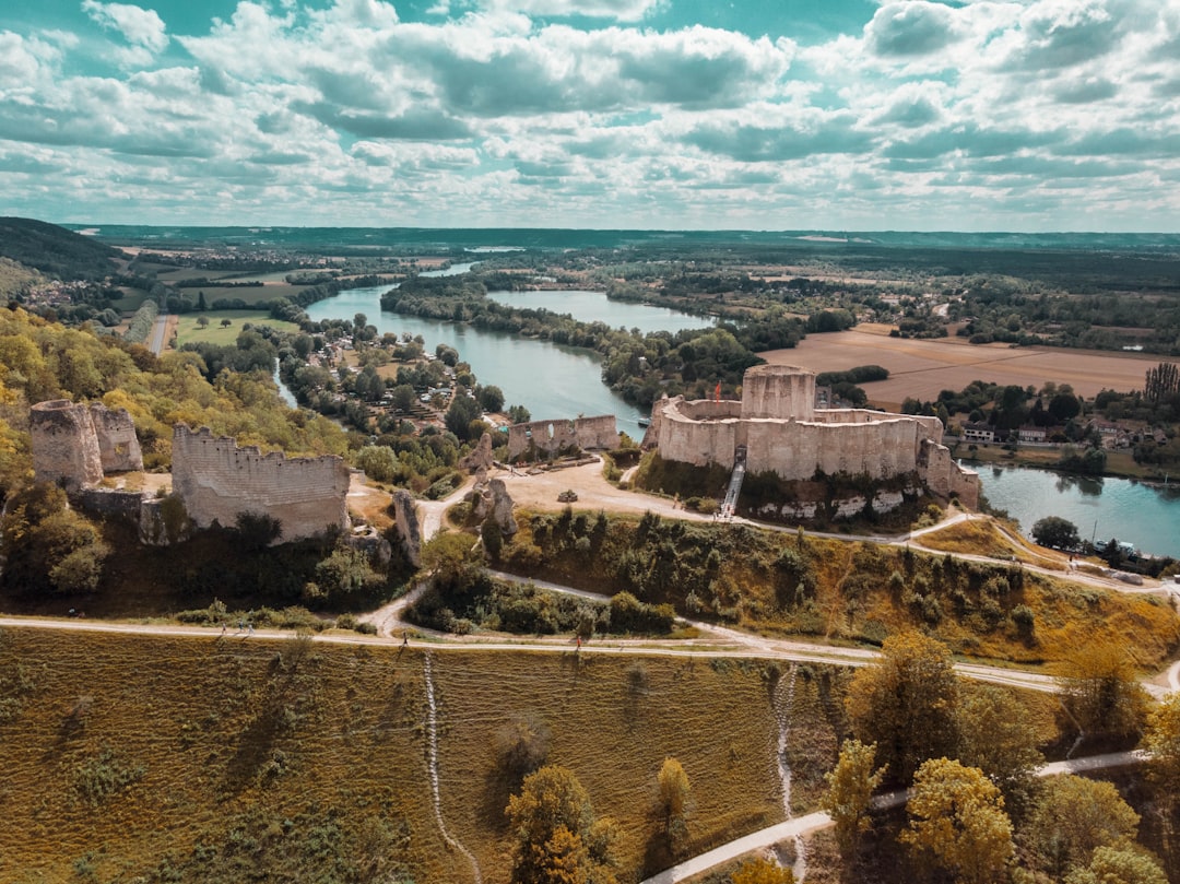 Scopri Château Gaillard: un tesoro storico in Normandia - Les Andelys | Secret World Trip Planner