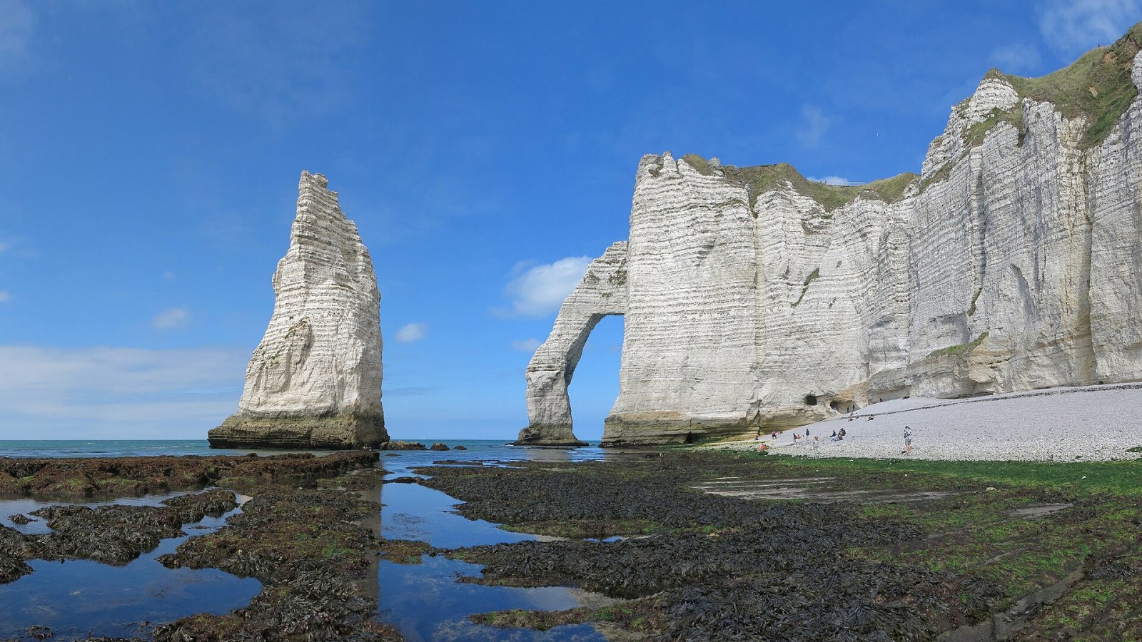 Découvrez Étretat : les falaises époustouflantes de Normandie - Étretat | Secret World Trip Planner
