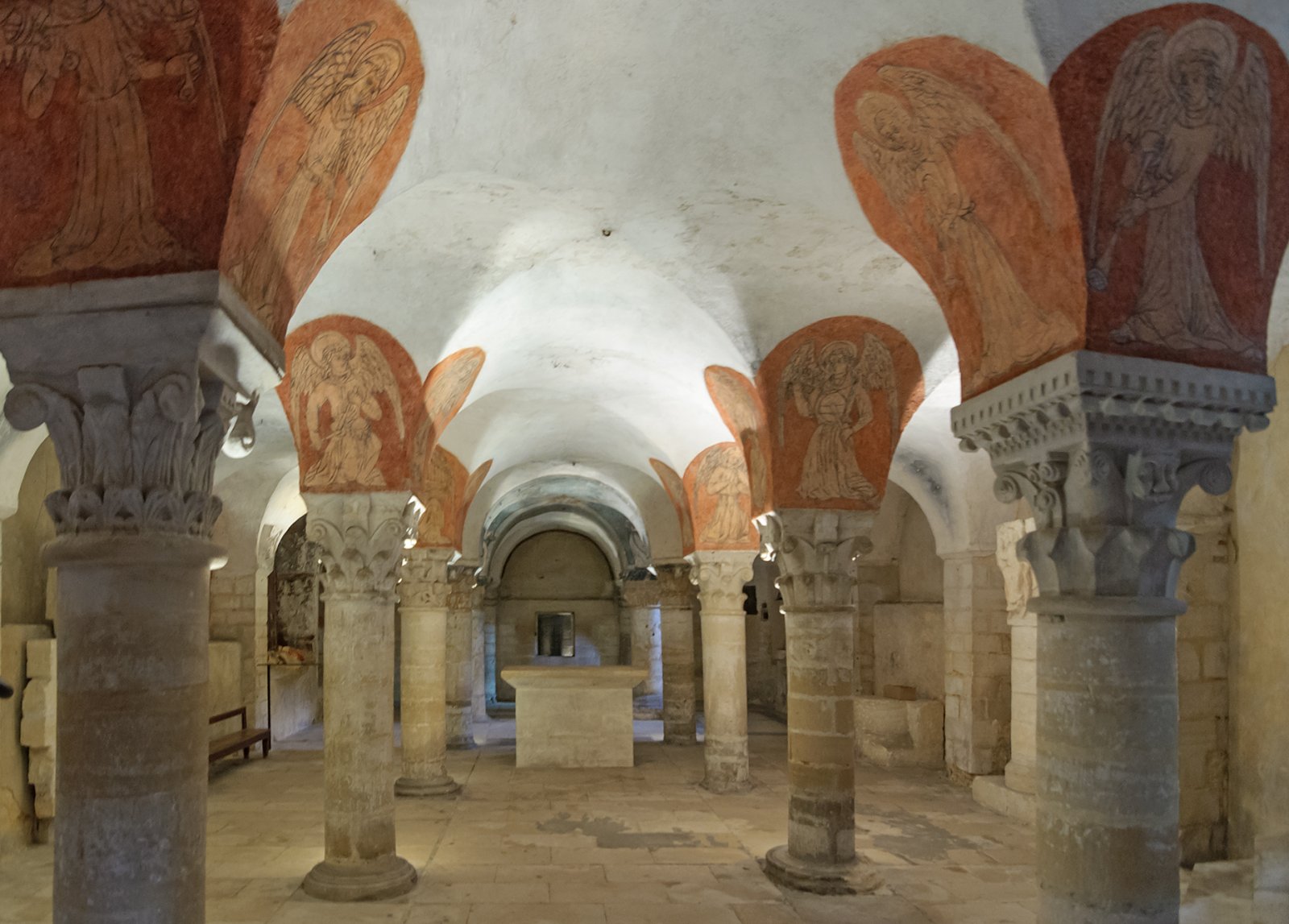 Scopri la Cathédrale de Bayeux: un gioiello della Normandia - Écaquelon | Secret World Trip Planner