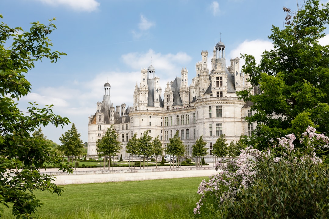 Découvrez le majestueux Château de Chambord : histoire et beautés - Chambord | Secret World Trip Planner