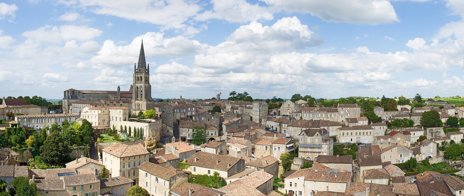 Discover Saint-Émilion: a Medieval Gem of France - Saint-Méard-de-Gurçon | Secret World Trip Planner