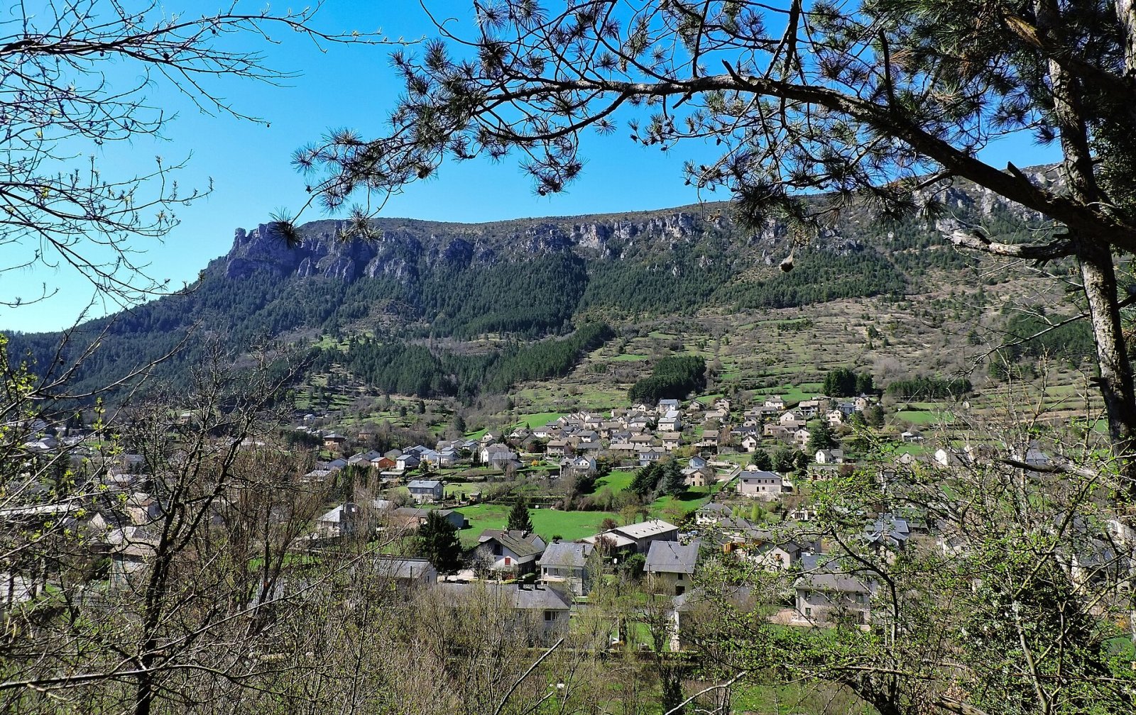 Causse Méjean: Un Paradiso Naturale in Occitanie - Gorges du Tarn Causses | Secret World Trip Planner