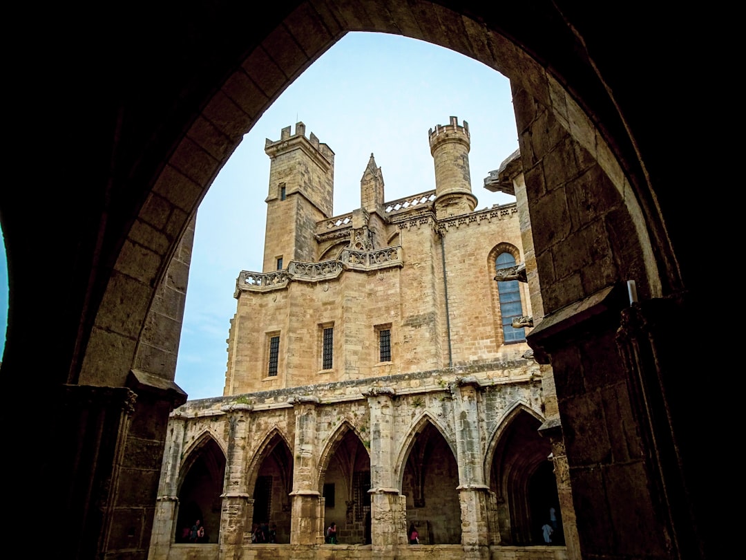 Découvrez la Cathédrale Saint-Nazaire à Béziers : un bijou d'Occitanie - Béziers | Secret World Trip Planner