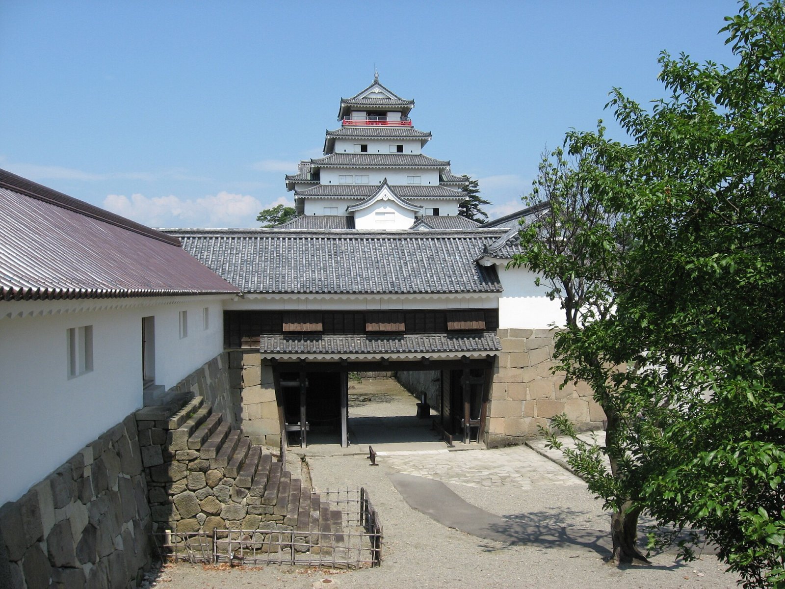 Discover Tsuruga Castle: History and Beauty of Aizuwakamatsu - Aizuwakamatsu | Secret World Trip Planner