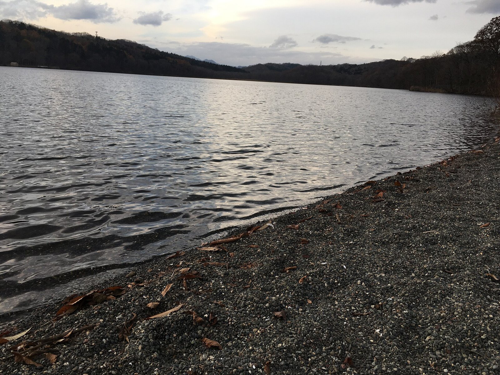 Scopri il Lago Poroto: Un Tesoro Naturale di Shiraoi, Hokkaido - Shiraoi | Secret World Trip Planner