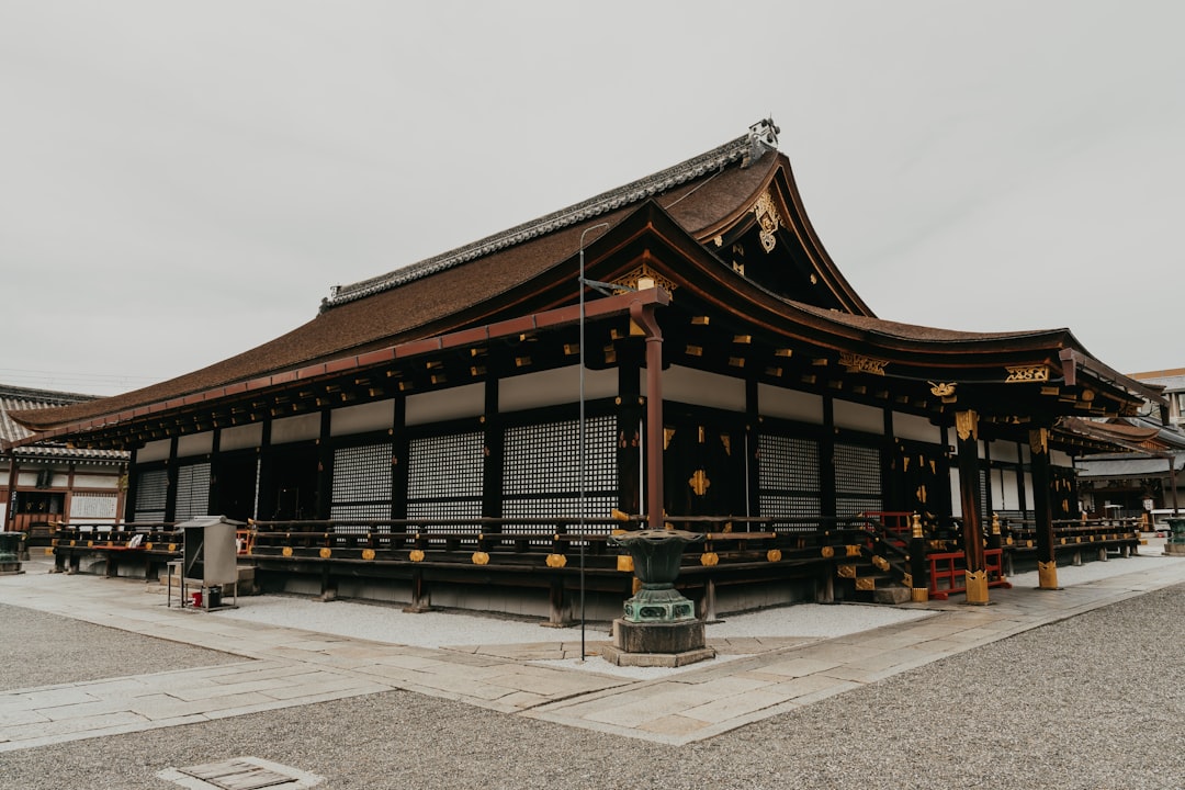 Découvrez le temple Tofuku-ji à Kyoto : un joyau de la culture japonaise - Kyoto | Secret World Trip Planner