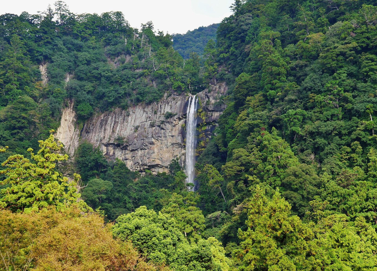 Scopri le meraviglie delle Nachi Falls a Nachikatsuura - Nachikatsuura | Secret World Trip Planner