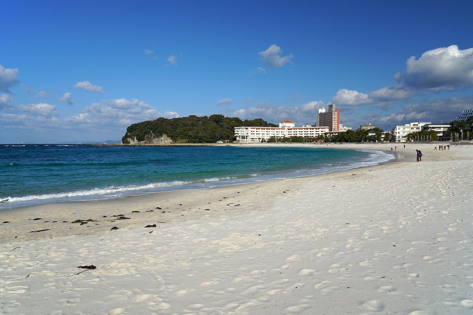 Discover Shirahama Beach: The Jewel of the Japanese Coast - Shirahama | Secret World Trip Planner