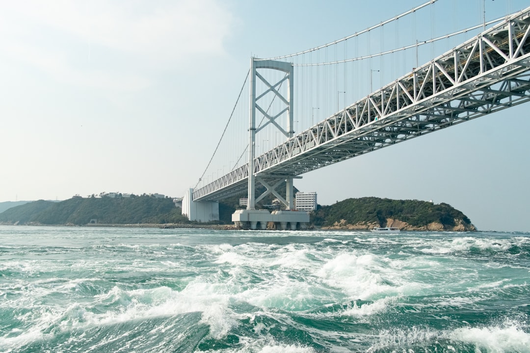 Il Ponte di Naruto: Un Viaggio nella Storia e nella Bellezza - Minamiawaji | Secret World Trip Planner