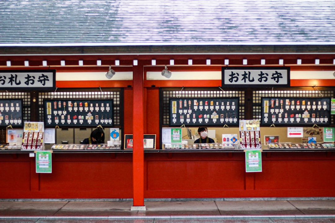 Discover the Asakusa District in Tokyo: Between Culture and Tradition - Taito City | Secret World Trip Planner
