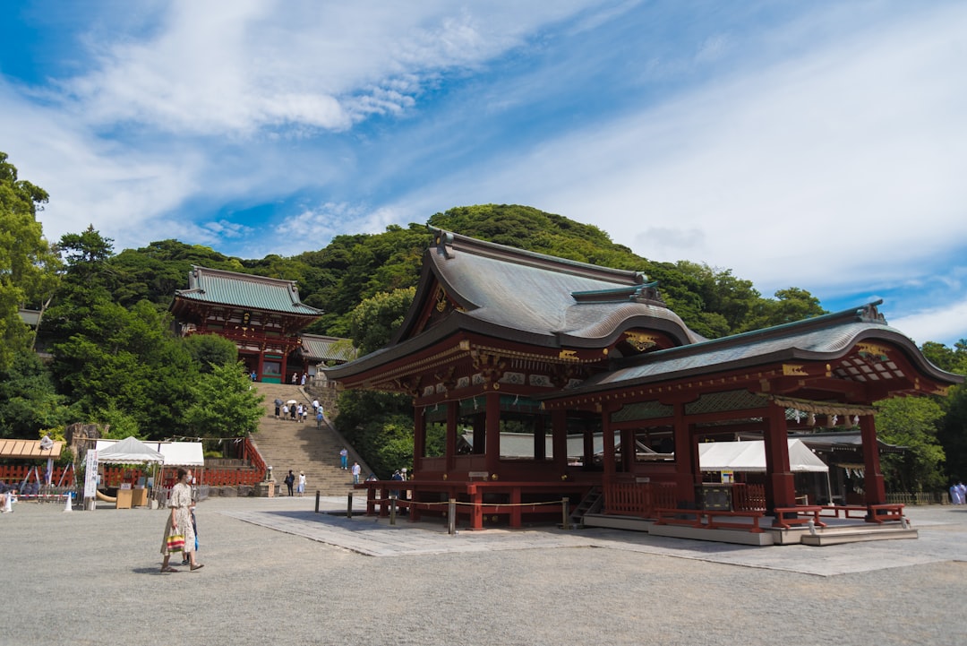 Entdecken Sie Tsurugaoka Hachimangu: ein kulturelles Juwel in Kamakura - Kamakura | Secret World Trip Planner