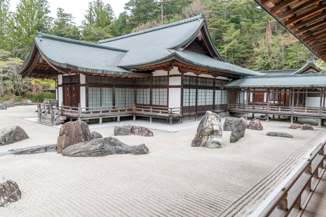 Découvrez le Mont Koya : le cœur spirituel du Japon - Koya | Secret World Trip Planner