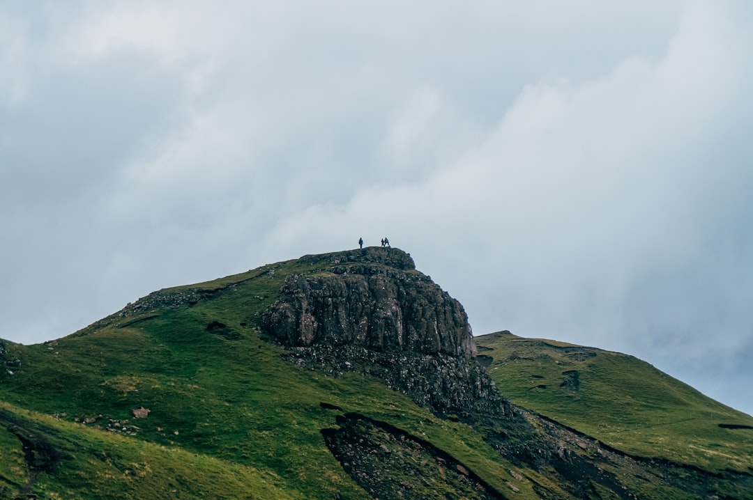 Cairnpapple Hill : Un Voyage dans le Passé Préhistorique de l'Écosse - W9HG+4V Bathgate | Secret World Trip Planner
