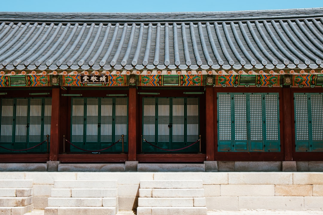 Discover Jogyesa Temple: The Heart of Buddhist Culture in Seoul - Jongno District | Secret World Trip Planner