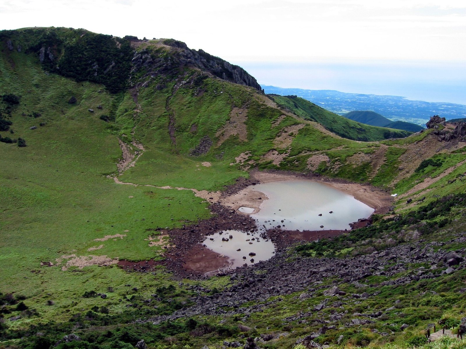 Discover Hallasan: The Iconic Mountain of Jeju - Hallasan | Secret World Trip Planner