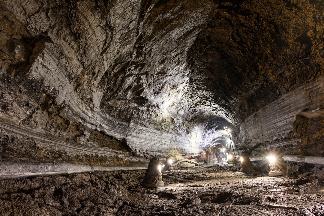 Scopri la Magia della Manjanggul Cave a Jeju - Cheju | Secret World Trip Planner
