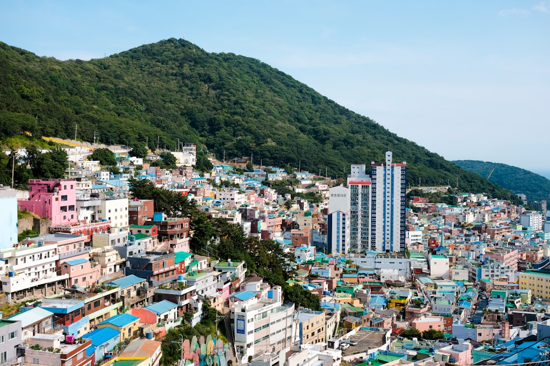 Découvrez le Village Culturel de Gamcheon à Busan - Saha-gu | Secret World Trip Planner