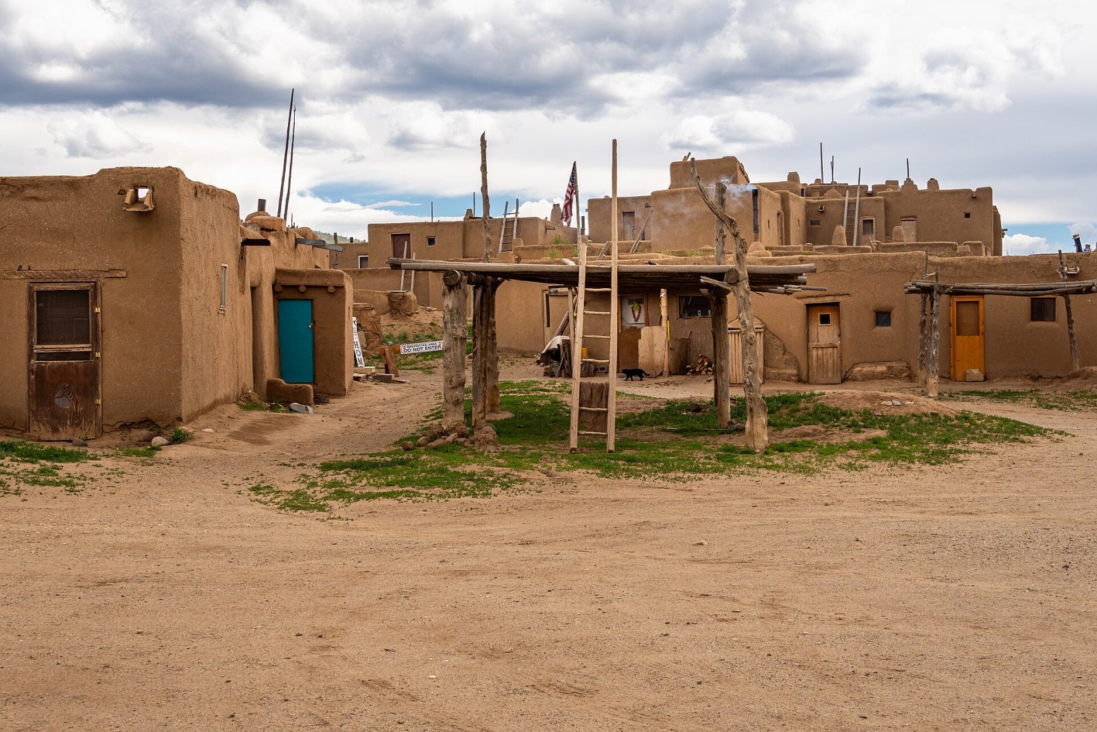 Scopri Taos Pueblo: un tesoro storico nel New Mexico - Zhongwei | Secret World Trip Planner