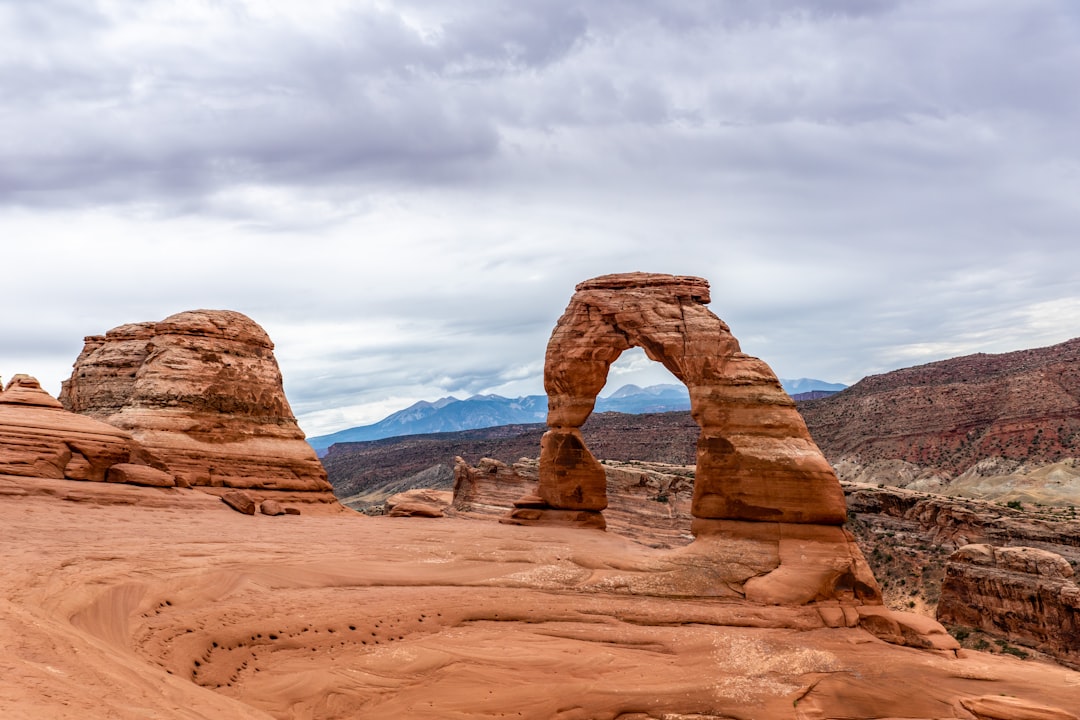 Scopri la Magia del Parco Nazionale Arches in Utah - Yulin | Secret World Trip Planner