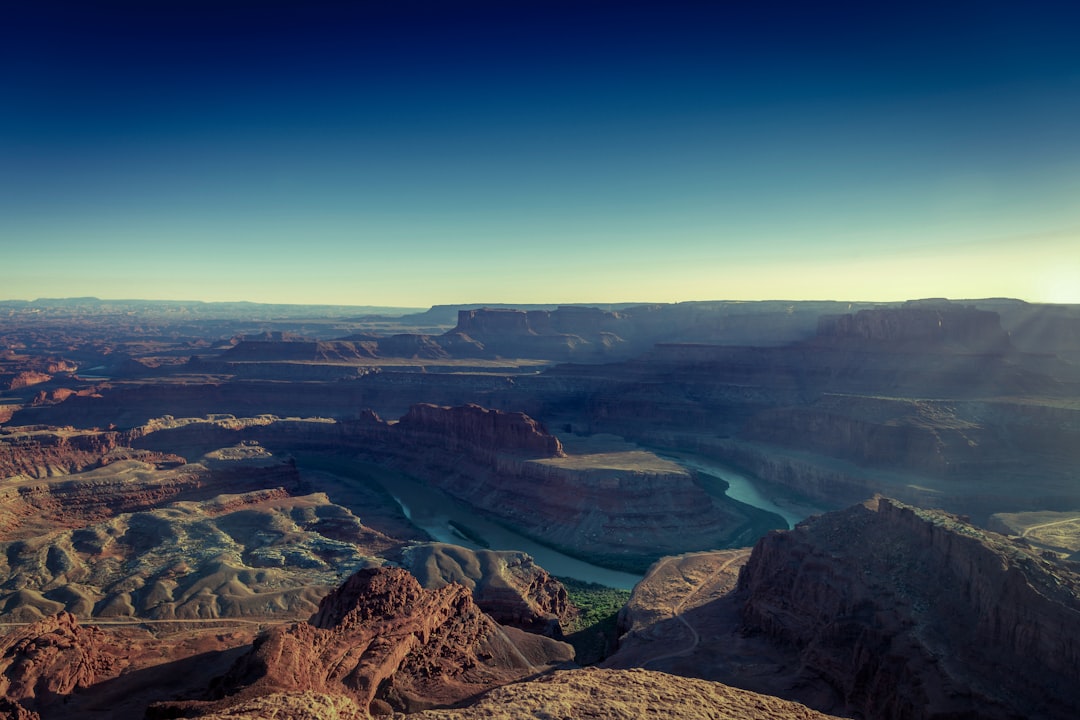 Scopri il Dead Horse Point State Park: un gioiello dell'Utah - Yulin | Secret World Trip Planner