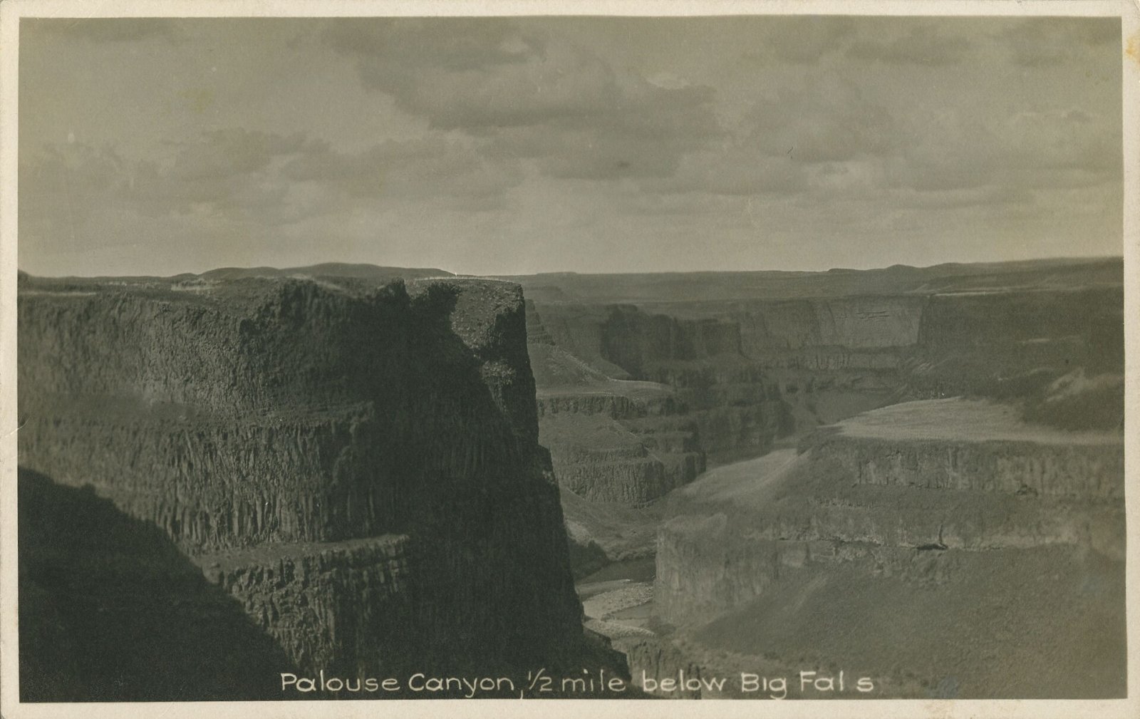 Palouse Falls: Un Paradiso Naturale nel Cuore della Washington | Secret World Trip Planner
