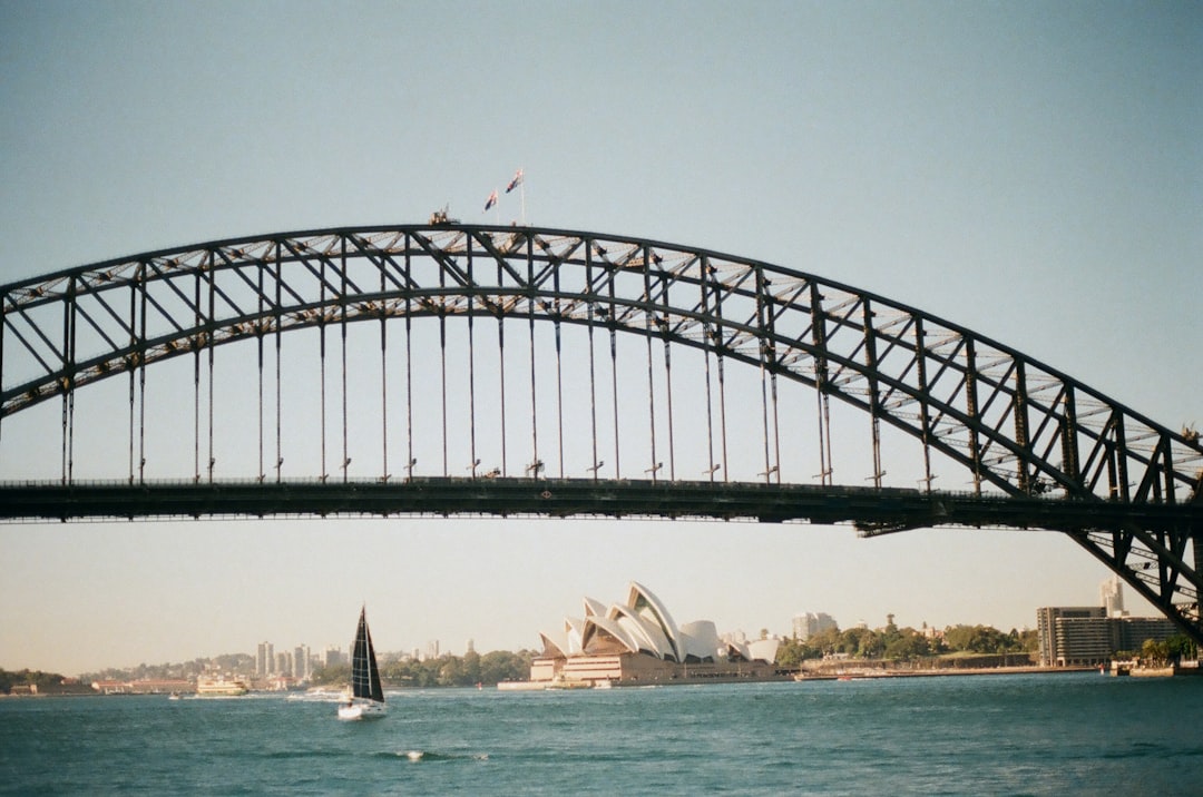 The Allure of the Sydney Harbour Bridge - Sydney Hbr Brg | Secret World Trip Planner