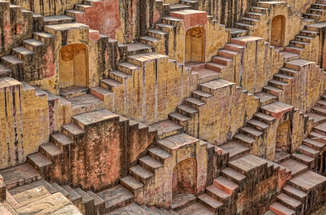 Chand Baori: Il Tesoro Nascosto dell'India - Abhaneri | Secret World Trip Planner