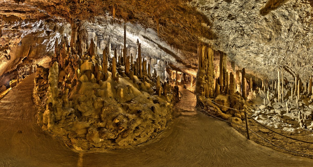 Grotte von San Canziano: Entdeckung der Unterwelt - Matavun 12 | Secret World Trip Planner