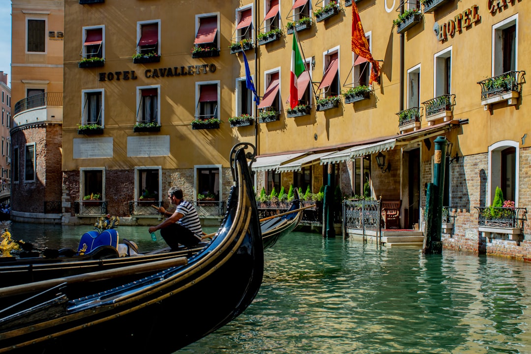 Ponte dei Sospiri: Ein verstecktes Juwel in Cambridge — St John's St