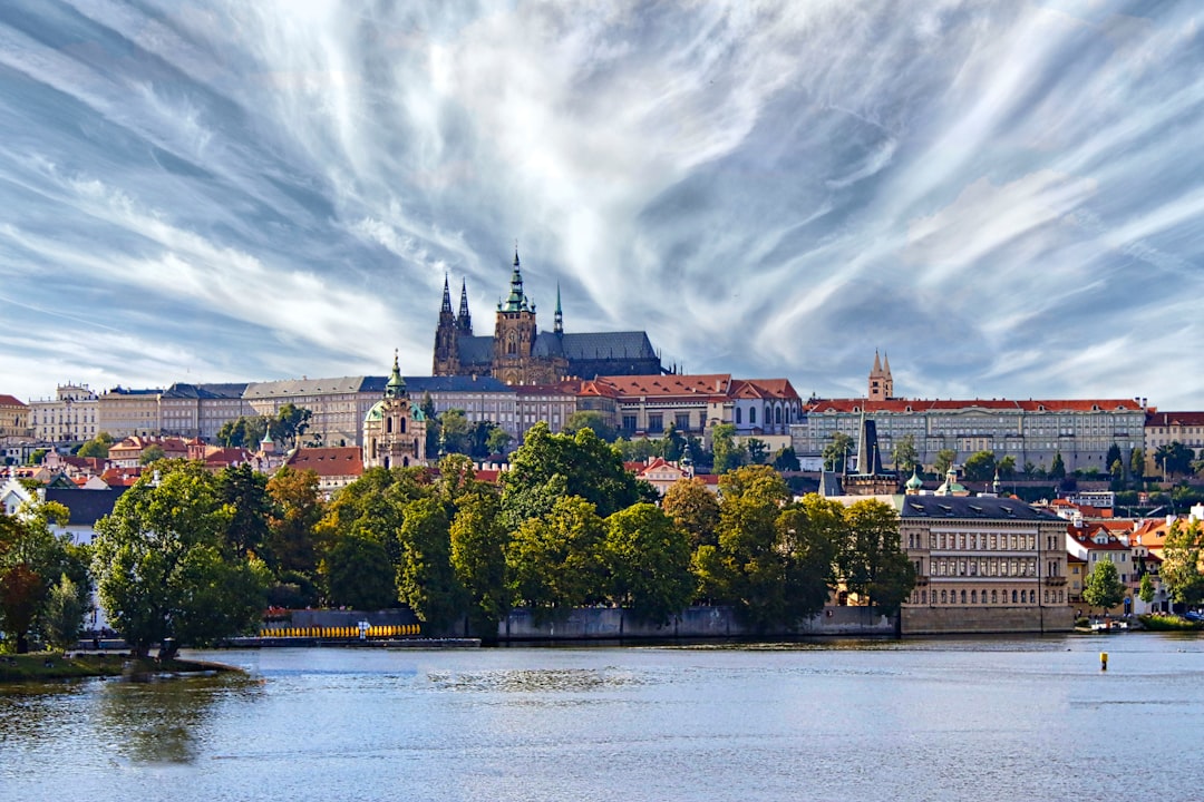 AI Reiseplaner 2026: Entdecke Prag mit Secret World - Praga | Secret World Trip Planner