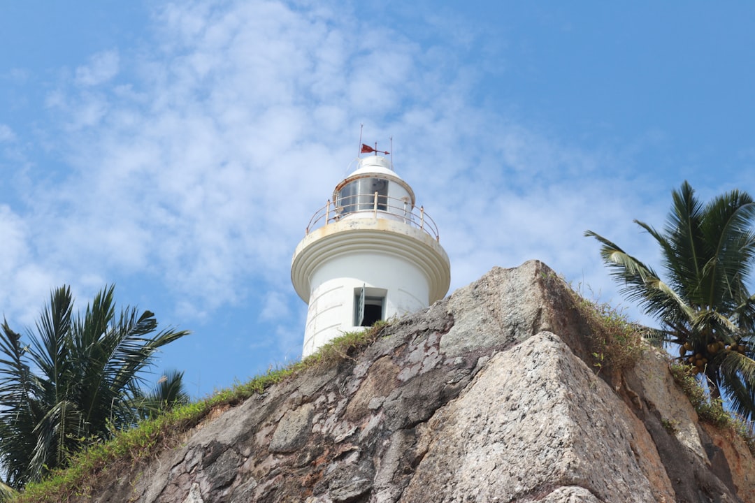 Discover the Oluvil Lighthouse: a Gem of Sri Lanka's Coast - Oluvil | Secret World Trip Planner