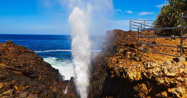Discover Sri Lanka's Blowhole: A Unique Natural Phenomenon — 264R+MXV