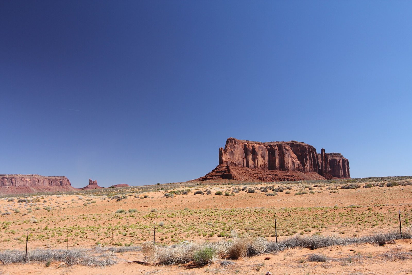 Monument Valley: a Journey into the Heart of the American West - Yulin | Secret World Trip Planner