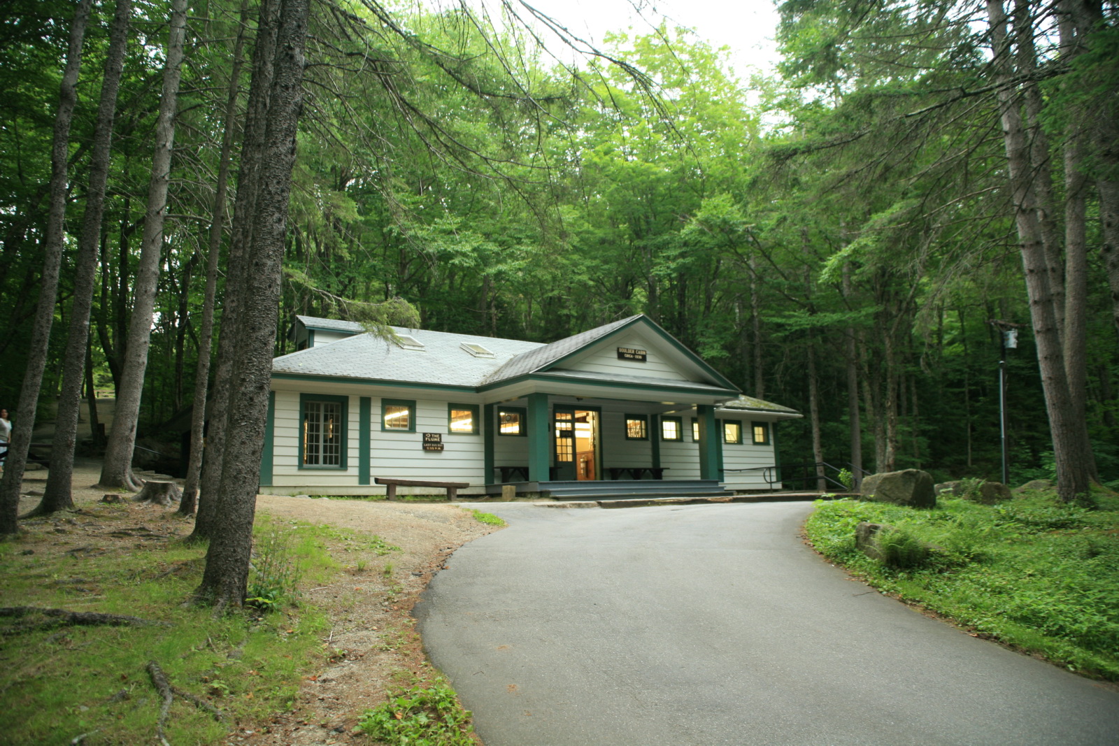 Scopri la bellezza del Franconia Notch State Park in New Hampshire