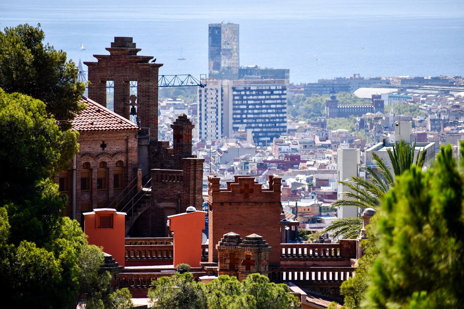 探索巴塞罗那的古埃尔公园魅力 - Barcelona | Secret World Trip Planner