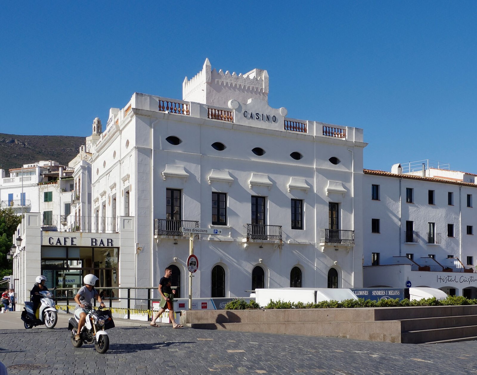 Alla scoperta di Cadaqués: un gioiello della Costa Brava - Cadaqués | Secret World Trip Planner