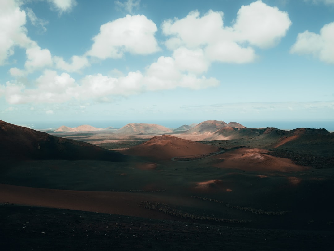 Entdecken Sie den Nationalpark Timanfaya auf Lanzarote | Secret World Trip Planner