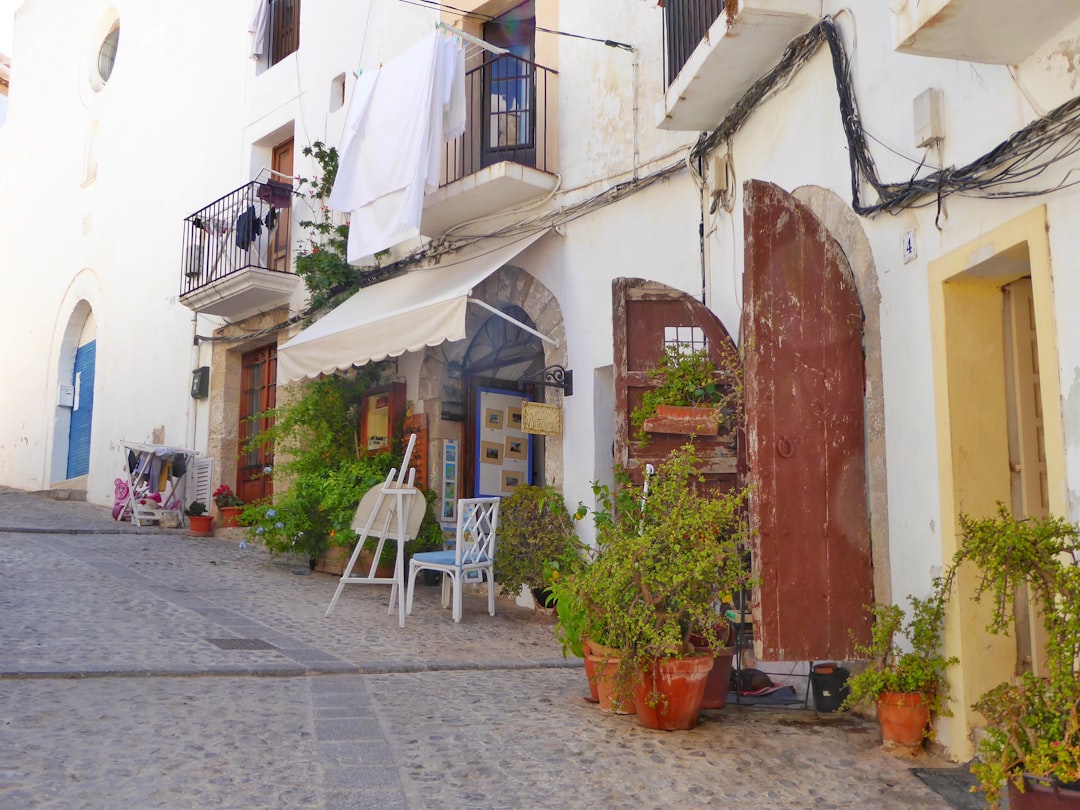 Découvrez la magie de la vieille ville d'Ibiza, Dalt Vila - Eivissa | Secret World Trip Planner