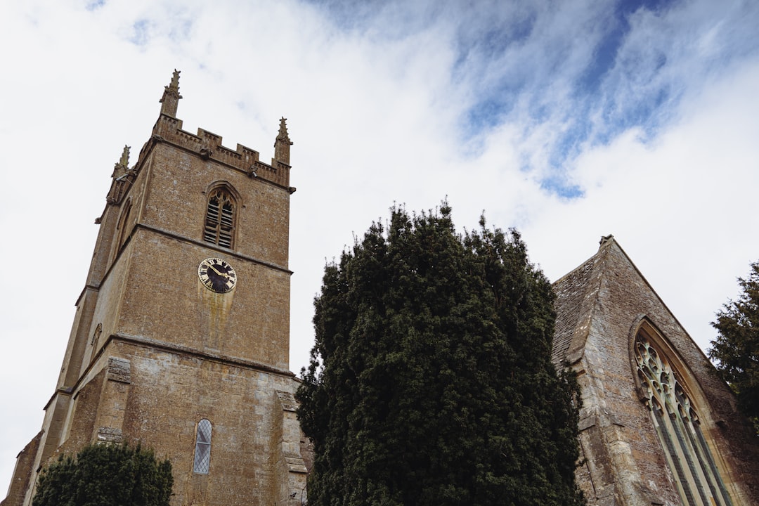 Découvrez Stow-on-the-Wold : joyau des Cotswolds | Secret World Trip Planner